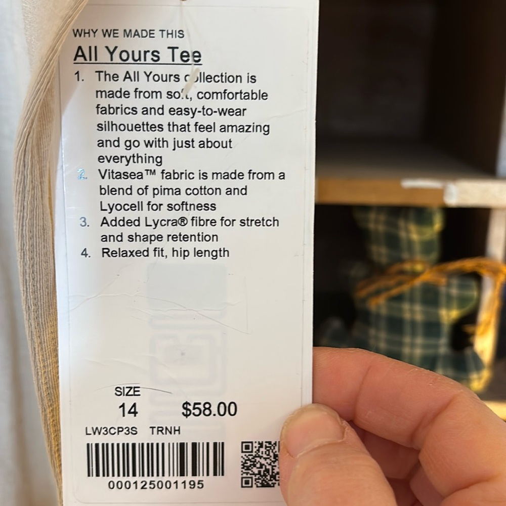 Lululemon Casual Tan Women's Tee NWT - Picture 2 of 7